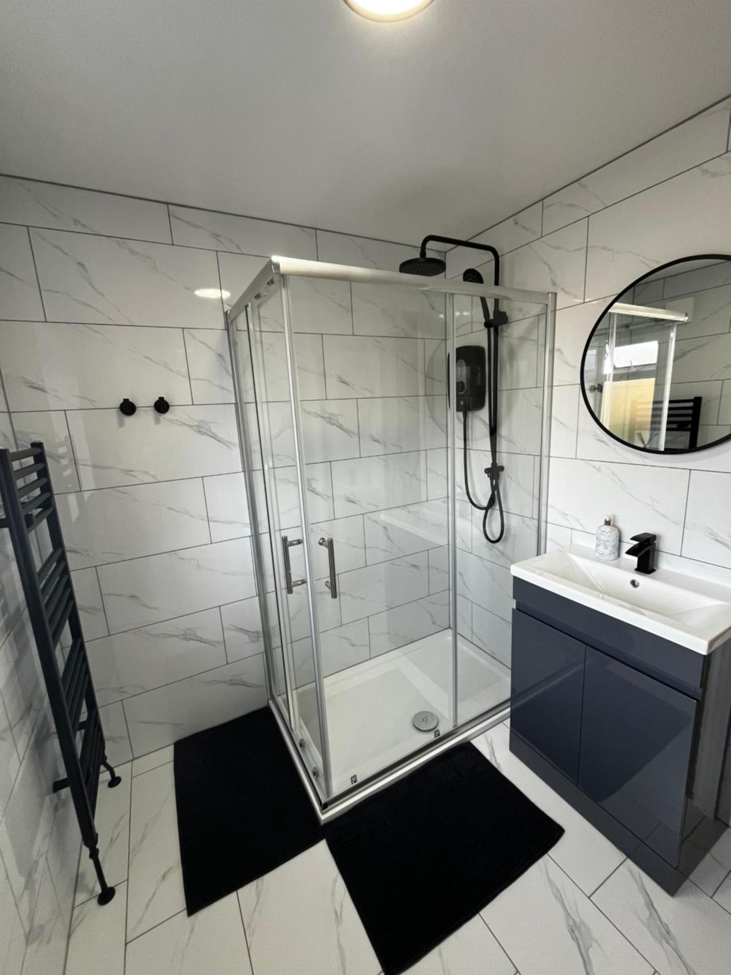 Newly Built One Bedroom Flat In Kidlington, Oxfordshire Экстерьер фото